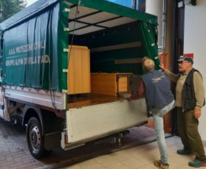 Donati i mobili della Rsa di Brivio per il Mozambico