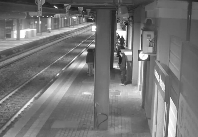 Scomparso, ecco le immagini delle telecamere della stazione di Cernusco