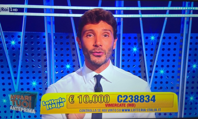 Vinti 10mila euro grazie ad “Affari tuoi” e Lotteria Italia
