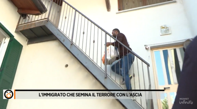 I riflettori della tv si accendono sull’uomo che ha seminato il terrore armato di ascia