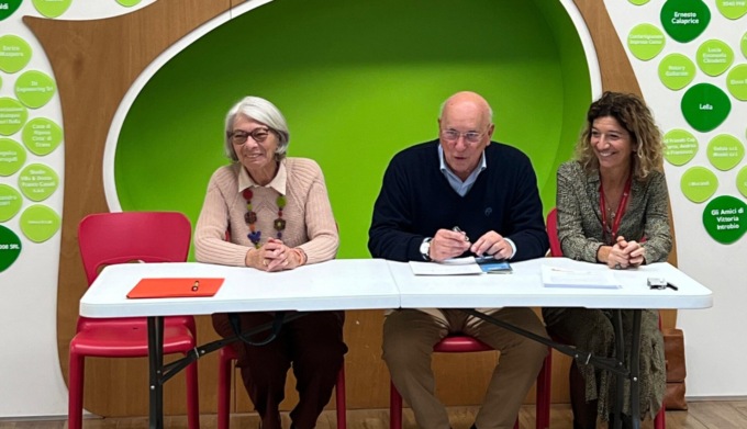 Monza Resegone, al Comitato Maria Letizia Verga i fondi raccolti con il libro del centenario