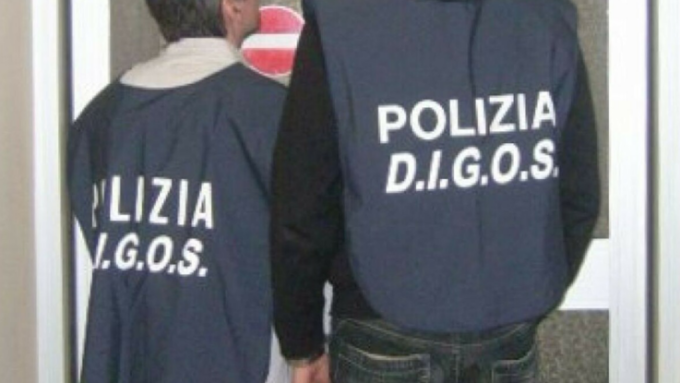 Perquisizioni nel Lecchese: sgomitato gruppo neonazista