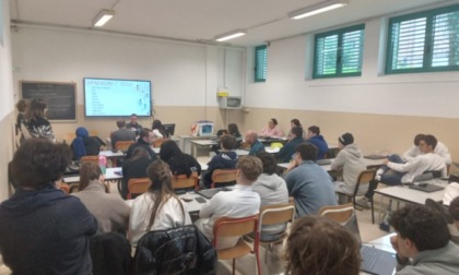 La Cgil Lecco sale in cattedra e parla agli studenti