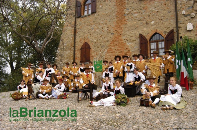 Percorsi di Natale con i firlinfeu della Brianzola