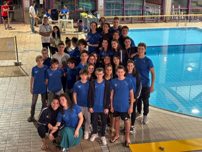Nuoto, la Sogisport Nibionno bagna il suo esordio vincendo nei Categoria