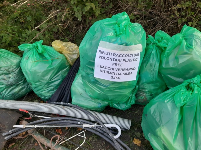 Plastic Free, raccolti oltre 370 kg di rifiuti ad Airuno