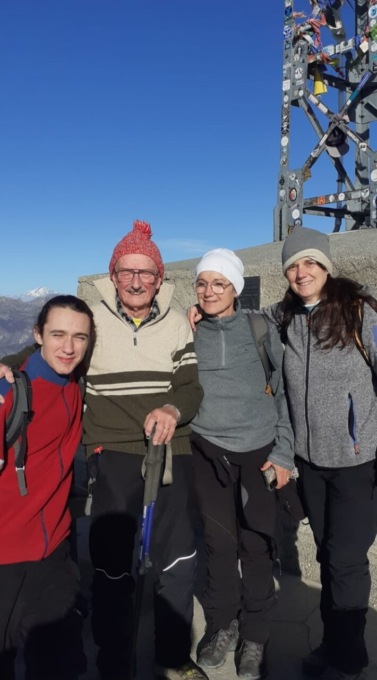 Tre generazioni insieme in vetta al Resegone