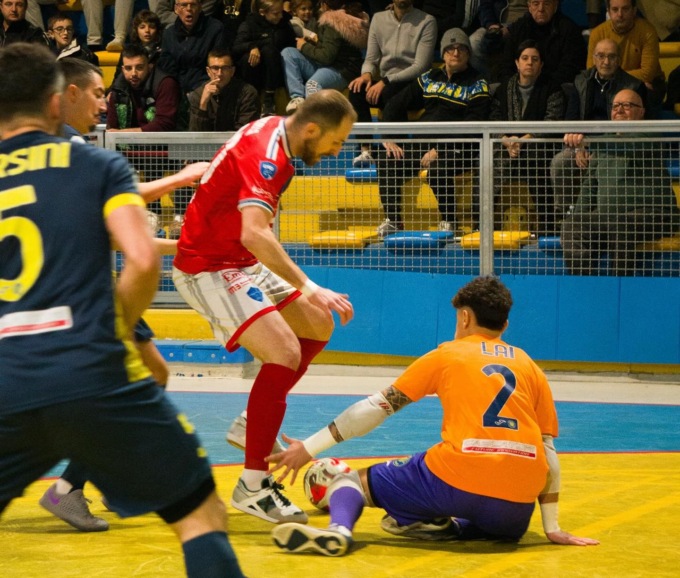 Giornata storta è dire poco, l’Energy Saving punita dall’Avis Isola