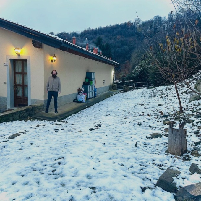 Sulle montagne lecchesi è arrivata la neve, spolverata anche in Brianza