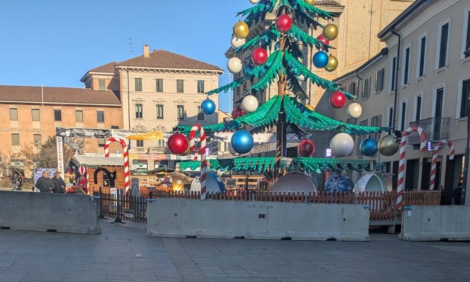 Pericolo attentati, installate le barriere a Monza