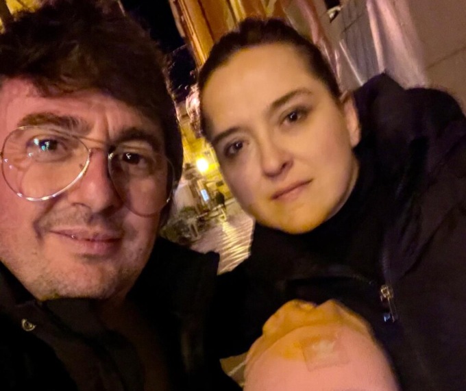 Perdono il portafogli ma glielo riportano a casa: ora cercano il loro angelo