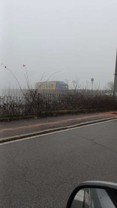 Tir imbocca il Ponte di Paderno: traffico paralizzato – LE FOTO