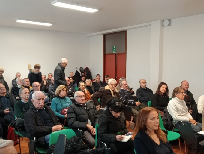 Via Belvedere a Montevecchia: assemblea pubblica affollata, incerti i tempi per la riapertura