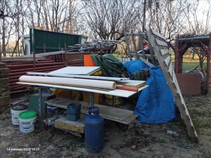 Deposito illecito di rifiuti: nei guai un lecchese