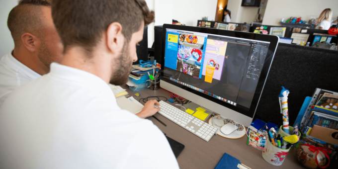 Sogni di lavorare in un parco divertimenti? Ci sono 200 posizioni aperte per il 2025