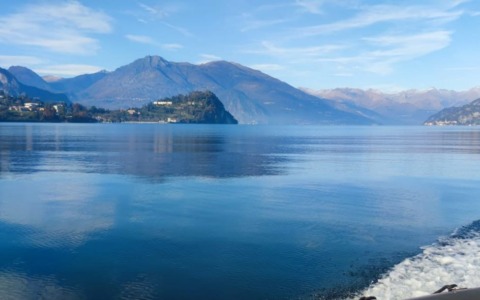 Fine estate ancora da godere al lago: tutti balneabili i lidi lecchesi