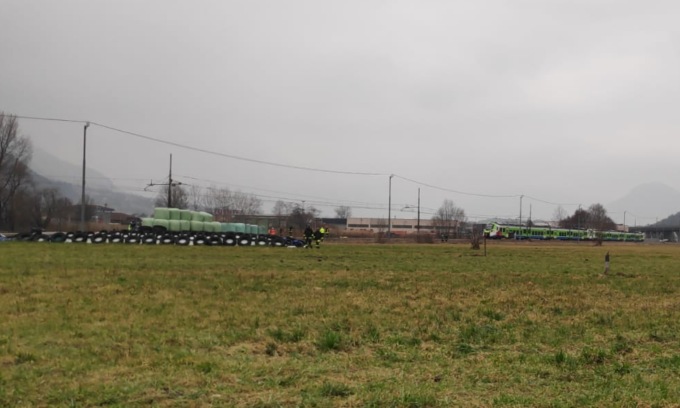 Muore travolta da un treno