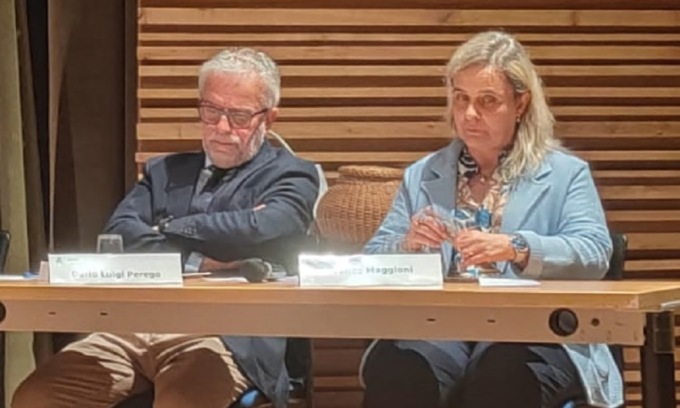 Spazio Anziani: la minoranza interroga nuovamente il sindaco Mattia Salvioni