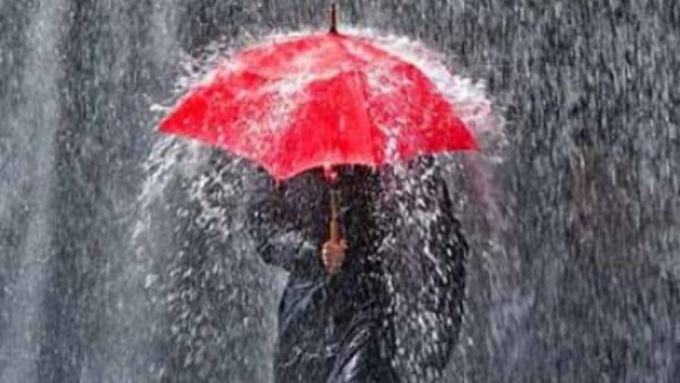 In arrivo temporali forti e grandine: allerta rossa sul Lecchese