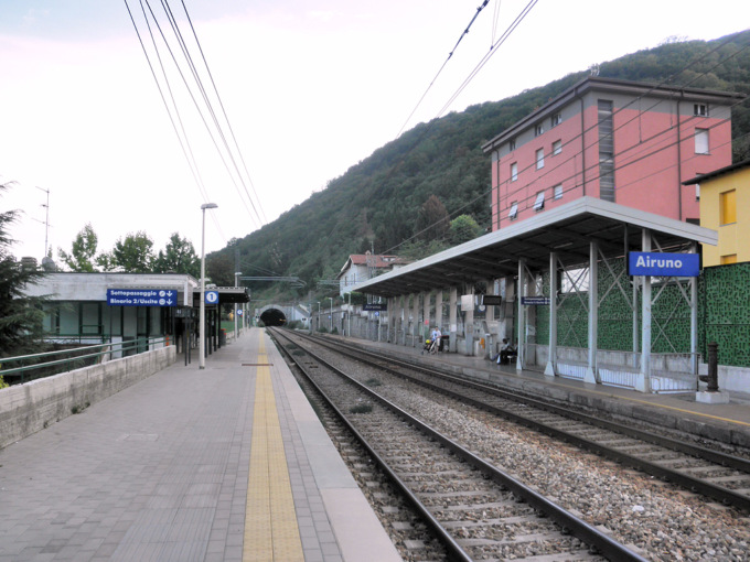 Fermate tagliate sulla linea S8, Airuno: “Ripristinare quelle necessarie a studenti e lavoratori”