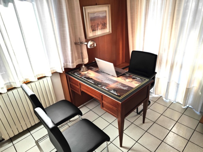 Studio immobiliare Il Poggio Verde: servizi di qualità e provvigioni competitive