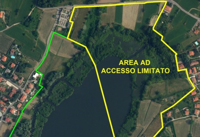 Lago di Sartirana, limitazione degli accessi fino al 31 luglio