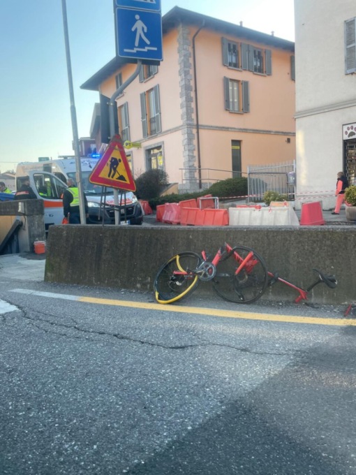 Investito un ciclista, arriva l’elisoccorso
