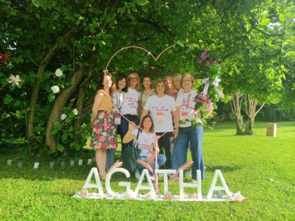 Modelle cercansi per una sfilata speciale