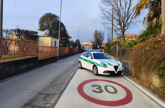 Viabilità Pagnano, la protesta: “Con la frazione chiusa le nostre scuole muoiono»