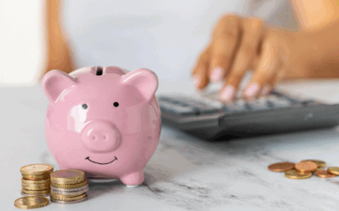 Ristrutturare per risparmiare energia: quanto costa la rata mensile del finanziamento?