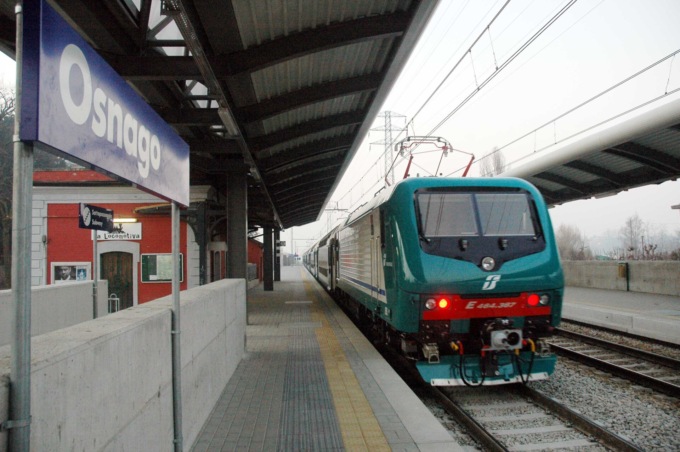 Dopo la soppressione delle fermate, a Osnago si torna a parlare di trasporto ferroviario