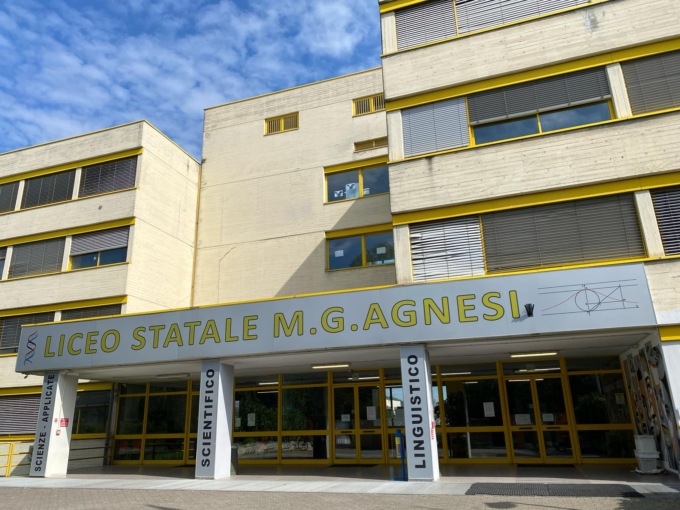 Scambio culturale al liceo Agnesi