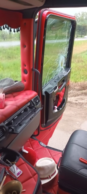 Vandalizzato un camion nel parcheggio del Lavello