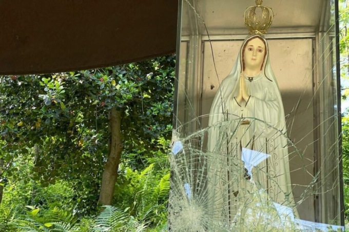 Barzago, la Cappella della Madonna di Fatima nel mirino dei vandali