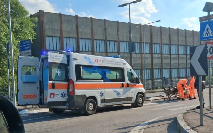 Bulciago, soccorso un 23enne caduto dalla moto