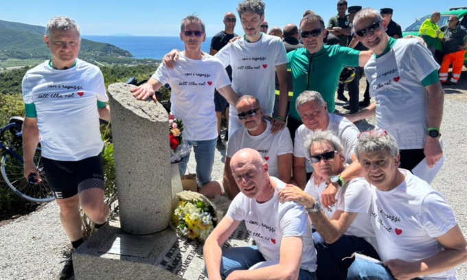 Dalla Brianza all’Isola d’Elba in bici con gli ex compagni nel cuore