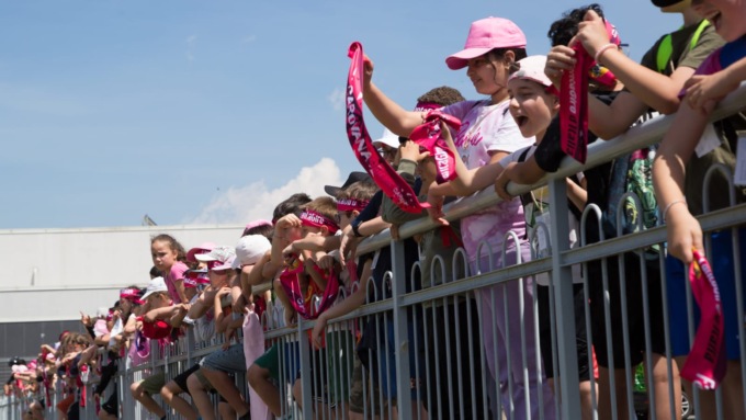 Il passaggio del Giro d’Italia nel Lecchese e Casatese continua a stupire