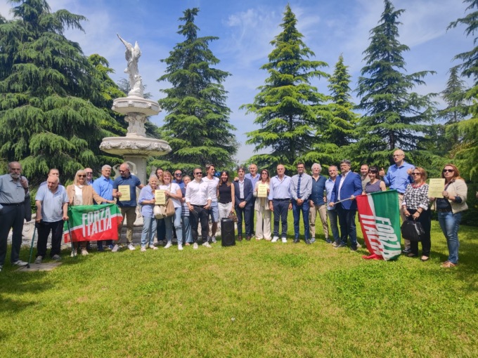 Parco Berlusconi, la contromanifestazione del centrodestra