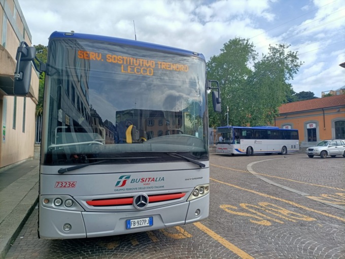 Ecco gli orari dei bus sostitutivi dal 15 giugno al 14 settembre per l’estate senza treni
