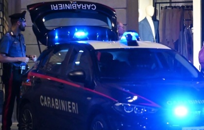 Violenza in casa a Dolzago: 44enne ferito con un coltello, fermata la compagna