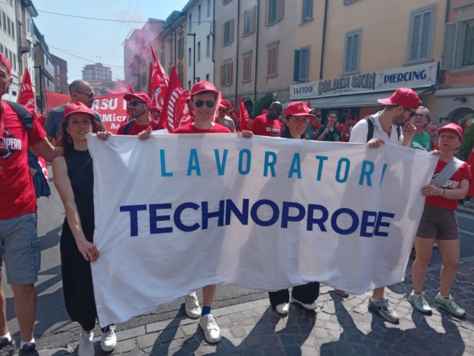 Anche i metalmeccanici meratesi in manifestazione a Bergamo