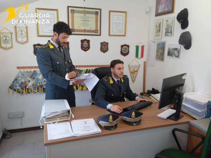 Frodi fiscali e riciclaggio: 32 indagati tra Lecco, Bergamo e Milano. Sequestri  per 3 milioni di euro