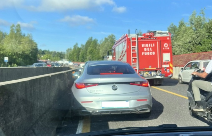 Maxi incidente sulla Statale, traffico in tilt