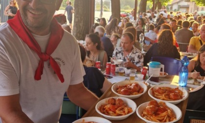 Da sud a nord: trionfo di sapori, musica e convivialità per la serata calabrese