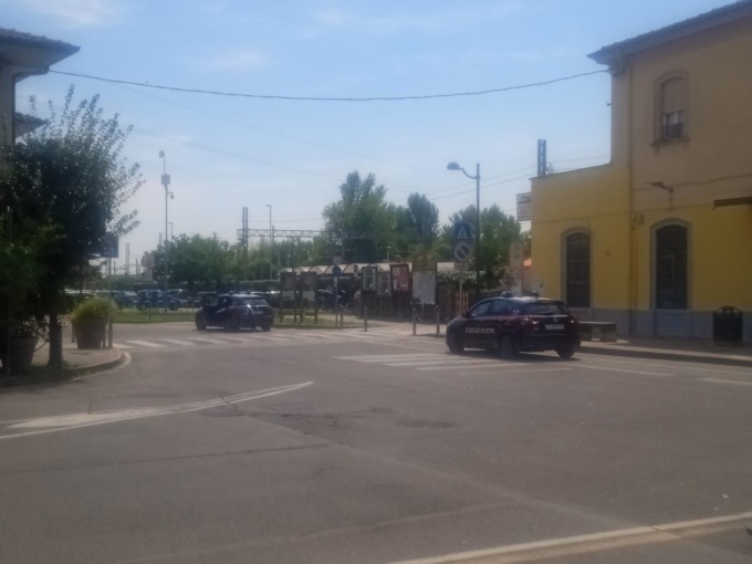 Aggressione in stazione, soccorso un uomo