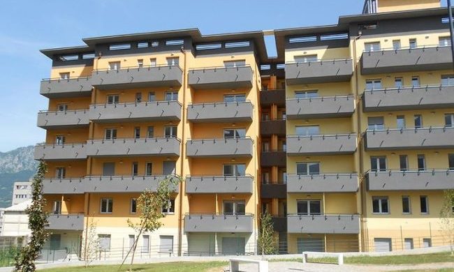 Più sicurezza e stop agli abusivi, risorse per le case Aler lecchesi