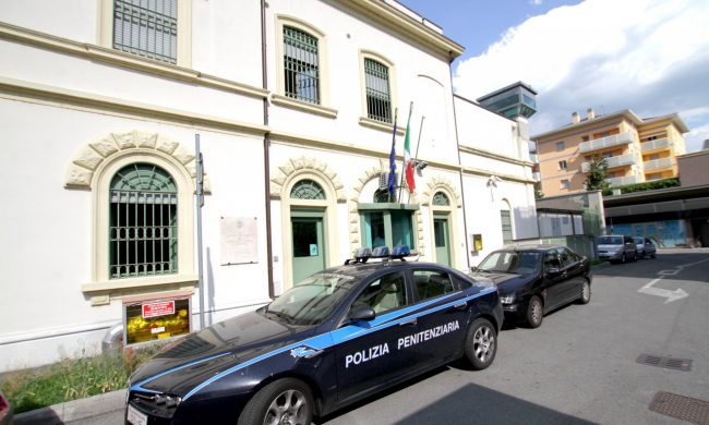 Principio di incendio nella casa circondariale di Lecco