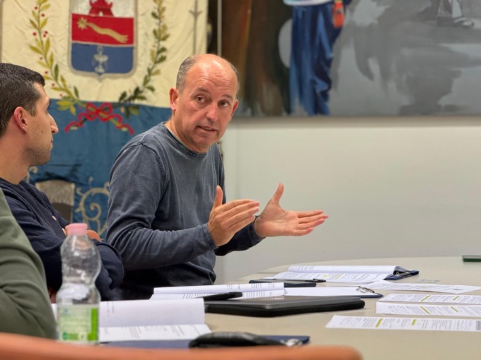 Cresce l’abbandono di rifiuti: la minoranza invoca sanzioni