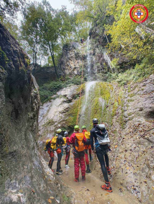 Soccorso alpino, giornata di formazione in forra LE FOTO