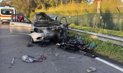 Fugge dopo aver investito una moto e una bici: identificato e denunciato dai Carabinieri